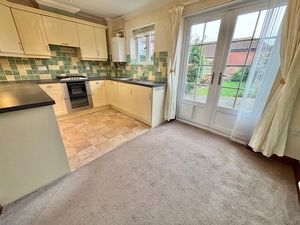 Photo 17- click for photo gallery